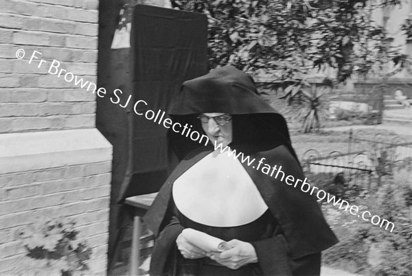 GEORGE'S HILL CONVENT PRESENTATION NUN